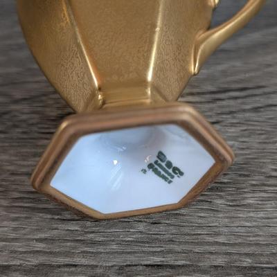 LOT 98K: Vintage Wheeling Gold China Teapot With Pitchers & Noritake Serving Dish