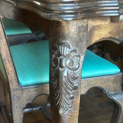 LOT 125D: Antique 1890s Beautifully Carved French Wood Extendible Versailles Top Dining Table w/ 4 Matching Chairs