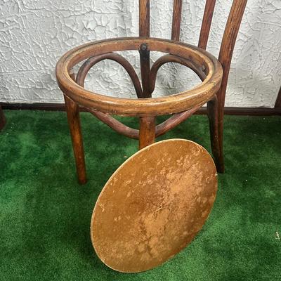 LOT 140F: Set Of 4 Early 20th Century Bentwood Chairs