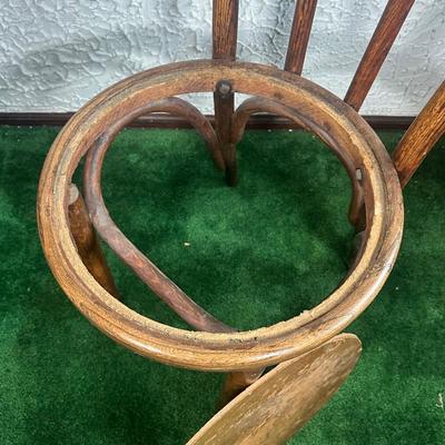 LOT 140F: Set Of 4 Early 20th Century Bentwood Chairs