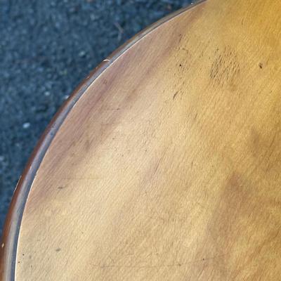 LOT 149G: Vintage Clover Wooden Side Table