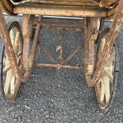 LOT 150G: Antique Victorian Wicker Baby Stroller/Buggy Circa Early 19th Century