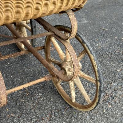 LOT 150G: Antique Victorian Wicker Baby Stroller/Buggy Circa Early 19th Century