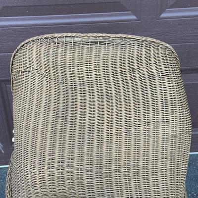 LOT 150G: Antique Victorian Wicker Baby Stroller/Buggy Circa Early 19th Century