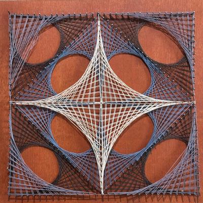LOT 157L: String Art Wall Decor