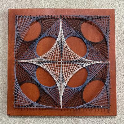 LOT 157L: String Art Wall Decor