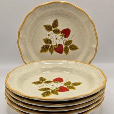 LOT 180K: Mikasa Strawberry Festival Table Ware, Including 8 Dinner Plates, 8 Soup/ Salad Bowls, 6 Dessert Plates, 6 Cups, & 8 Saucers