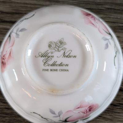 LOT 181K: Vintage Pottery/China, Arthur Wood & Son, Royal Kent, Allyn Nelson, Wechsler & Stangl