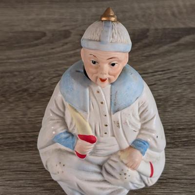 LOT:: 184K: Antique/Vintage Asian & Japanese Collection, German Bisque Porcelain Asian Nodder, Dishes, Plates, Bowls, Glenwood &...