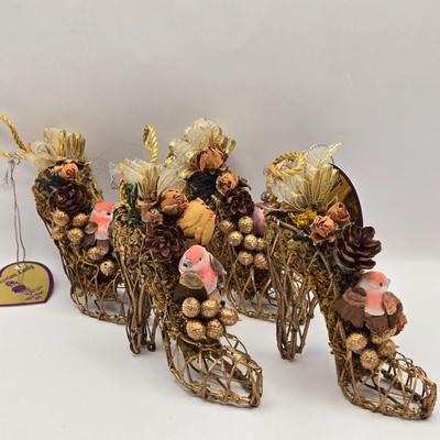 LOT 203D: Victorian Ornaments for a Beautiful Holiday Tree!!