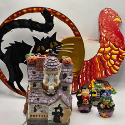 LOT 206K: A Little Spooky & a Little Thankful. 2 Vintage Fold Out Honeycomb Paper Turkeys, Light up Haunted House, Black Cat Plate,...