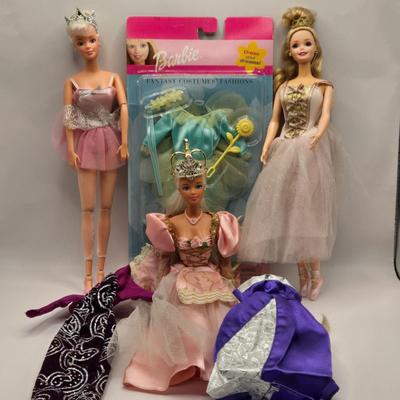 LOT 213D: I'm a Barbie Girl. Barbie Accessories, Carry Case, Multiple Barbie Dolls, and Vintage 30th Anniversary Francie Doll NIB