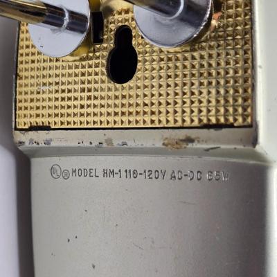 LOT 216K: Vintage Toastmaster Toaster and Sunbeam Hand Mixer