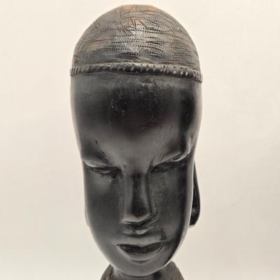 LOT 217F: Vintage African Wood Carvings of Men and Women