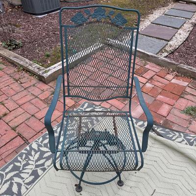 LOT 242O: Vintage Wrought Iron Patio Furniture
