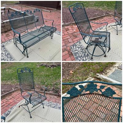 LOT 242O: Vintage Wrought Iron Patio Furniture