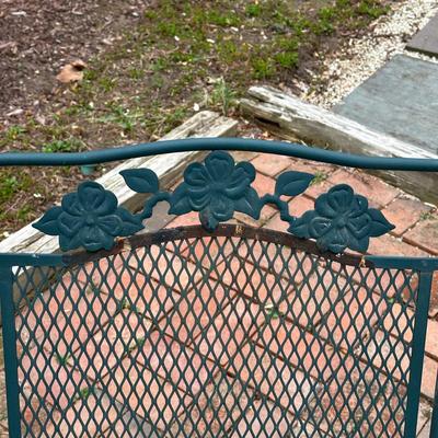 LOT 242O: Vintage Wrought Iron Patio Furniture
