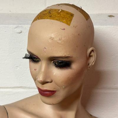 LOT 244B: Vintage Sitting Woman Mannequin