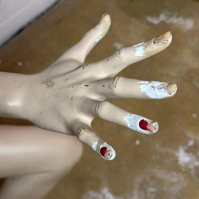 LOT 244B: Vintage Sitting Woman Mannequin