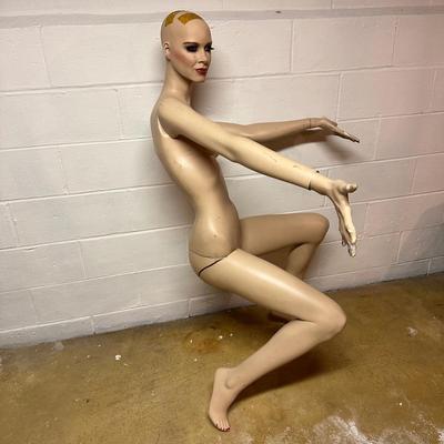 LOT 244B: Vintage Sitting Woman Mannequin