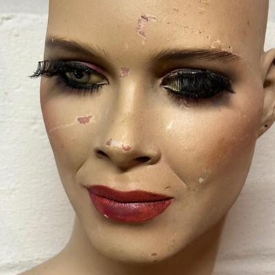 LOT 244B: Vintage Sitting Woman Mannequin