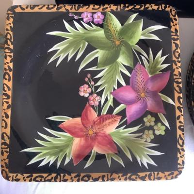 K8039 Laurie Gates Floral Pottery Lot