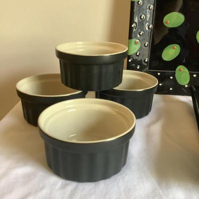 K8041 Black Zinna Serving Tray Dishes Lot