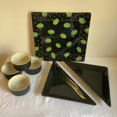 K8041 Black Zinna Serving Tray Dishes Lot