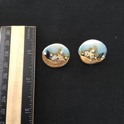 Super cool vintage under the sea stud earrings