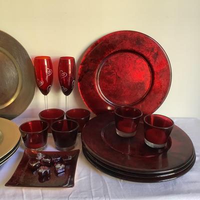 K8046 Red Glass and Plates Lot