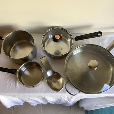 K8053 Lot of 5 Assorted Kitchen Cookware