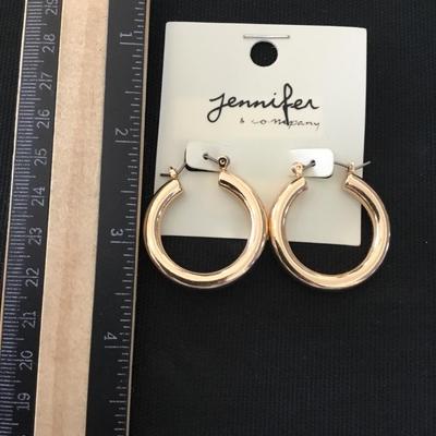 New Jennifer and Company, gold toned hoop earrings