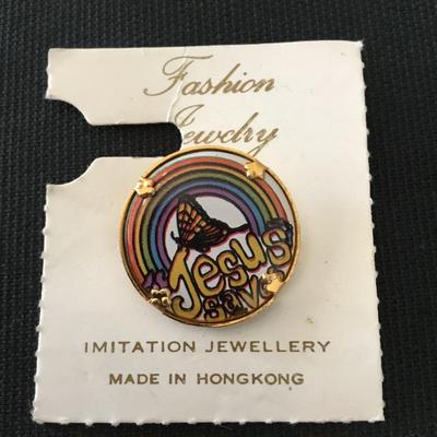 Vintage Jesus saves pin