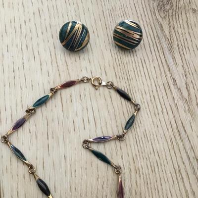 Vintage Multi colored, enameled and gold, toned chain necklace and matching circular stud earrings
