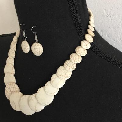 Cute Magnesite stone discs bead necklace & earrings
