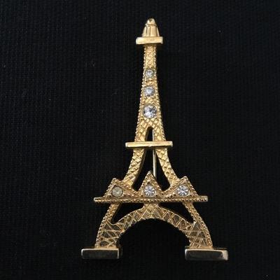 Vintage Eiffel tower gold tone