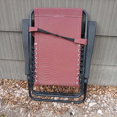 Adjustable Folding Zero Gravity Recliner / Patio Lounger