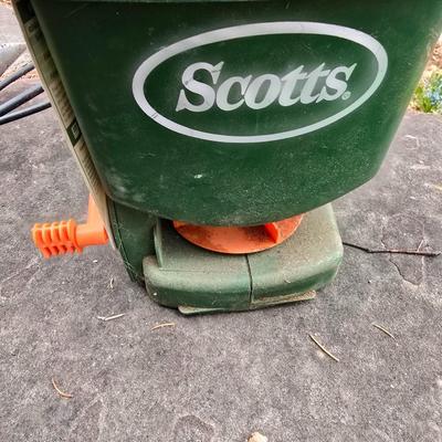 Garden tools - Scott's handheld spreader -Aluminum Garden shovel -Hand fork and Fiskars Pruners and weed tool