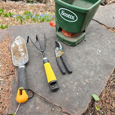 Garden tools - Scott's handheld spreader -Aluminum Garden shovel -Hand fork and Fiskars Pruners and weed tool