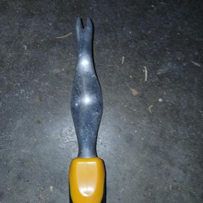 Garden tools - Scott's handheld spreader -Aluminum Garden shovel -Hand fork and Fiskars Pruners and weed tool