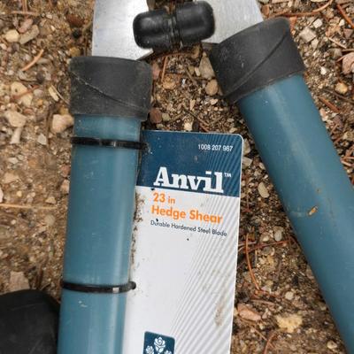 Fiskars PowerGear Steel Lopper Anvil with a new pair of Anvil 23" Hedge shears