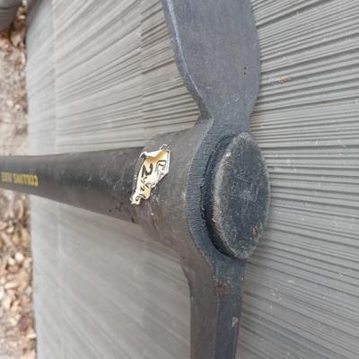 Like new Collins Axe - Mattock pick axe