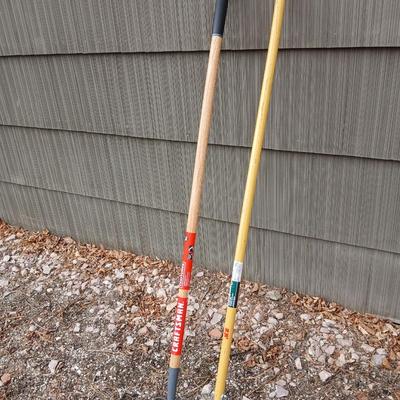 Yard & Garden tools - Craftsman wood handled Cultivator - Ace hardware Scuffle Hoe for weeding and Aerating