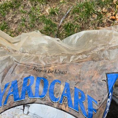 Nice Gorilla Cart Model # GCG-4 with an unopened bag of small western bark