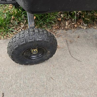 Nice Gorilla Cart Model # GCG-4 with an unopened bag of small western bark