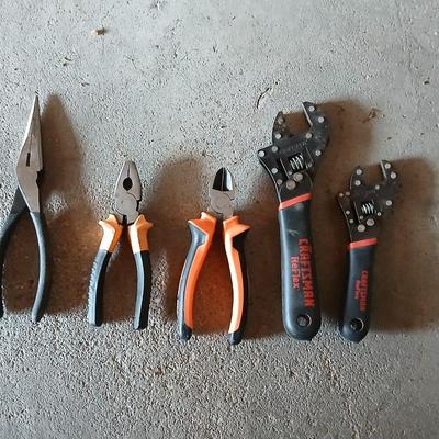 Craftsman Reflex adjustable wrenches with three pairs of pliers
