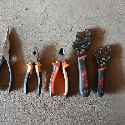 Craftsman Reflex adjustable wrenches with three pairs of pliers