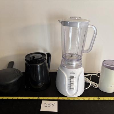 Kitchen Lot
