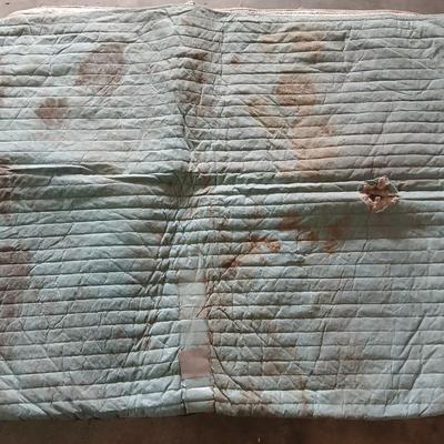 4 moving pads - need a good cleaning - also great for pet blankets