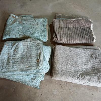 4 moving pads - need a good cleaning - also great for pet blankets